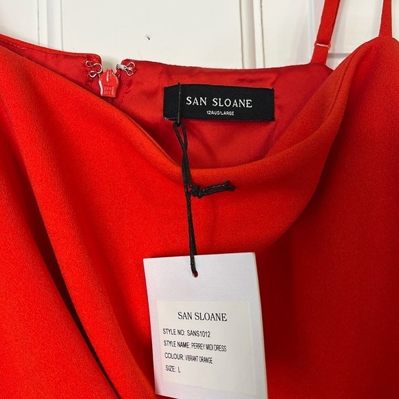 San Sloane Perrey Cut out Midi Dress in Vibrant Orange NWT - Picture 4 of 8